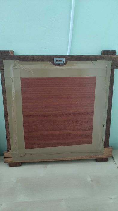 Гоблен в дървена рамка вълнени конци