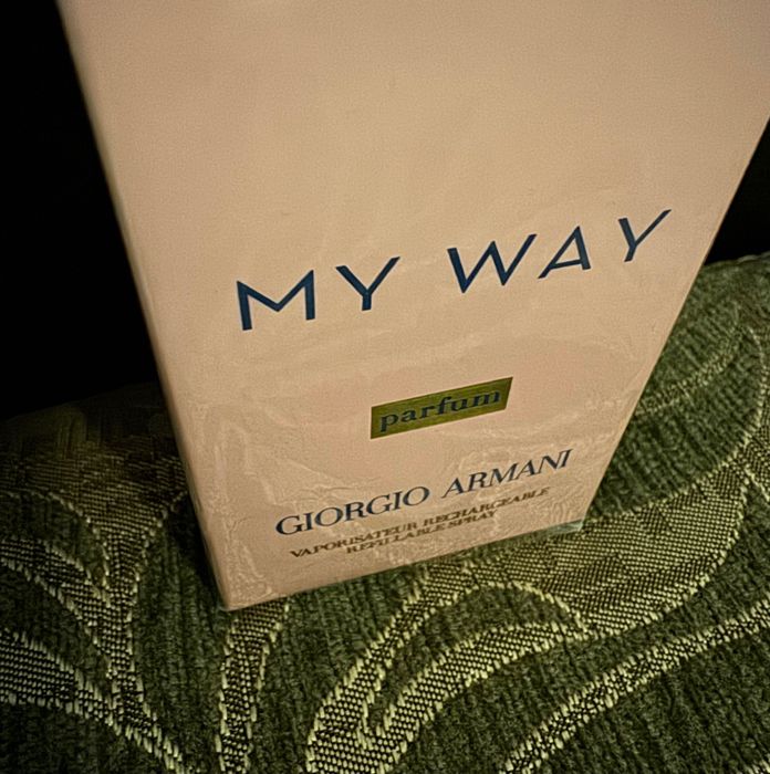 лимитиран парфюм талисман!100 % оригинал изчерпан в цял свят MY WAY GA