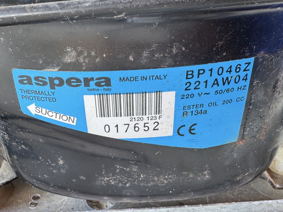 Minifrigider cu compresor Camper/ Rulote/Barci Vitrifrigo C39I