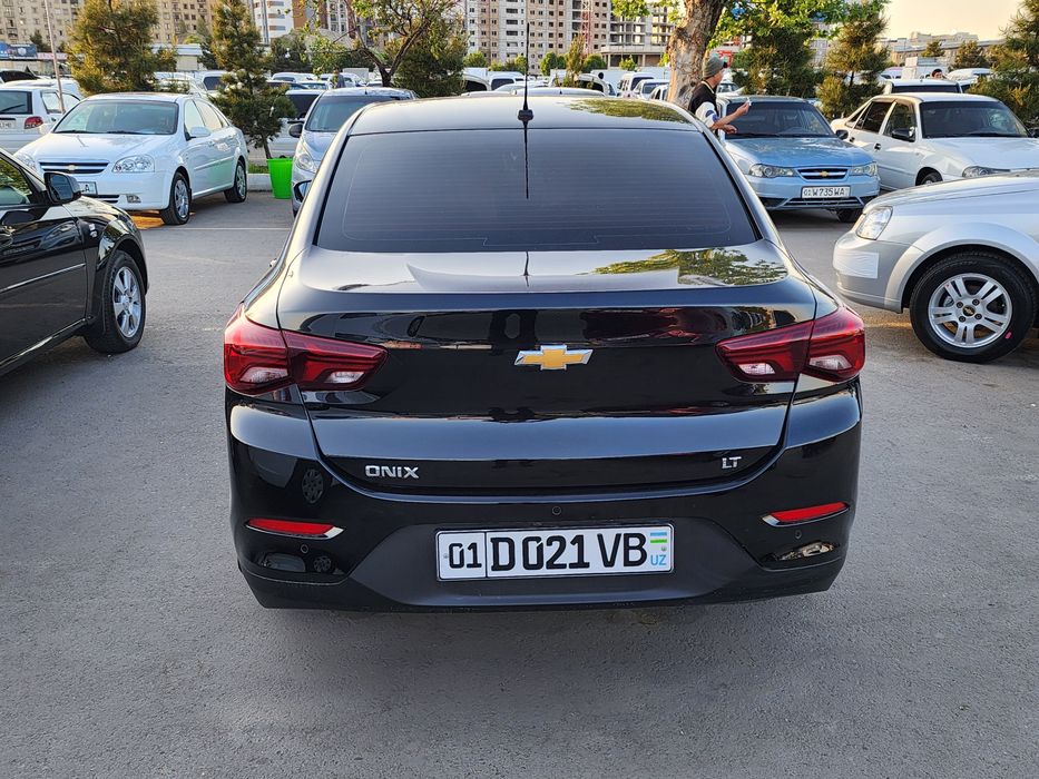 Chevrolet Onix 2024