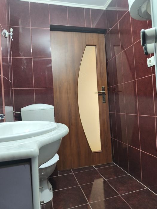 Vila muncitori  cazare, inchiriez  cu 4 camere Bragadiru