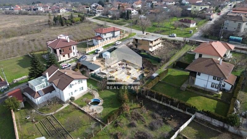 Продава се Тристаен апартамент в с. Звездица, Област Варна - 83 кв.м за 670 €/кв.м - Снимка #4