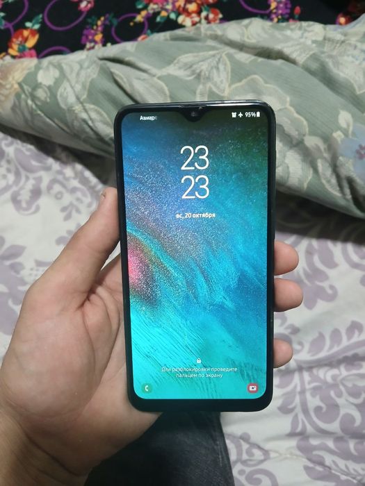 Samsung tel sotiladi yoki obmen ham bor