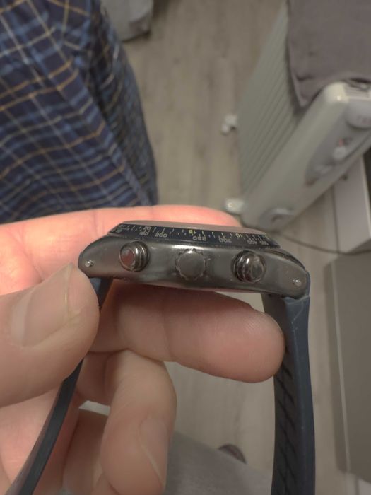 Часовник Swatch Irony