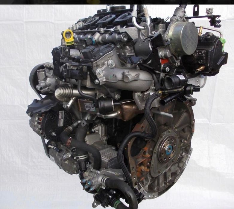 Vând motoare Renault master 3  2.3dci