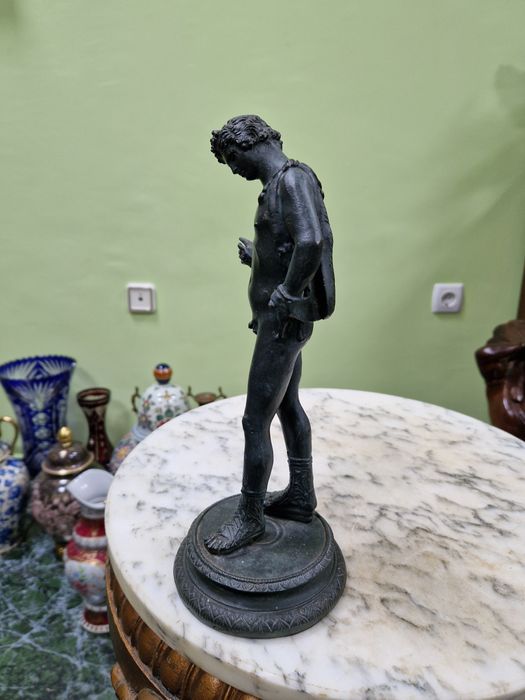 Стара страхотна антикварна френска бронзова фигура статуетка