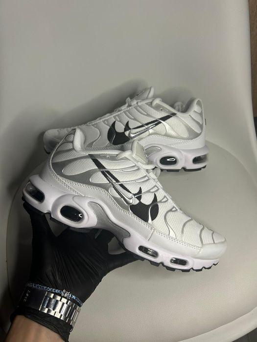Nike air max plus multi swoosh