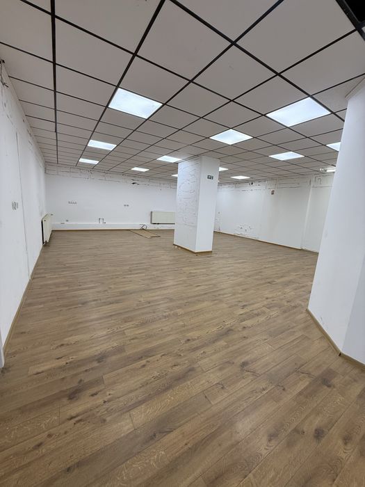Spațiu comercial de inchiriat - Zarnesti,Brasov