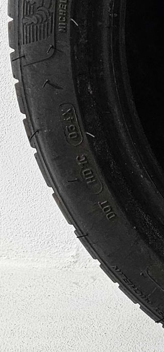 Anvelope Michelin HL 245/ 40 R 19 101Y