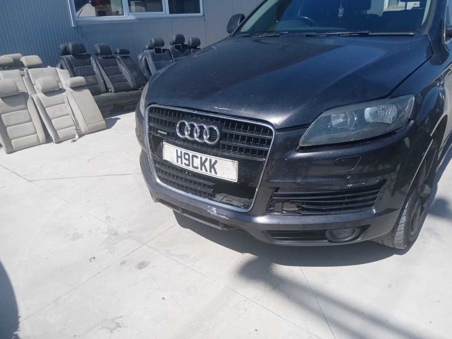 Ауди Q7  233кс. на части