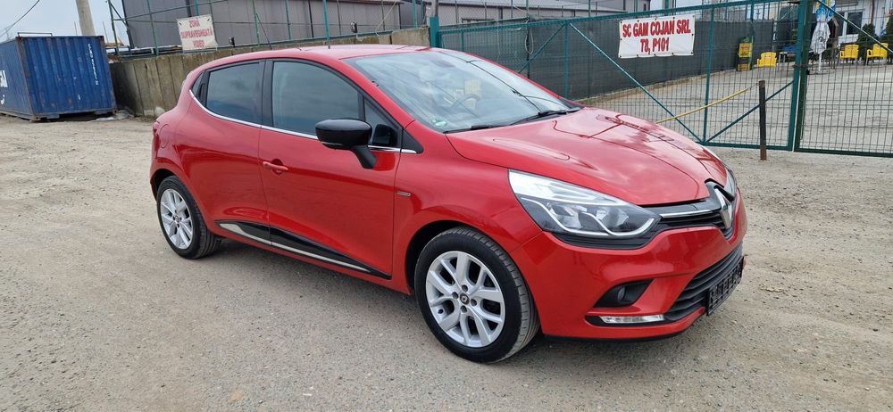 RENAULT  Clio 2020