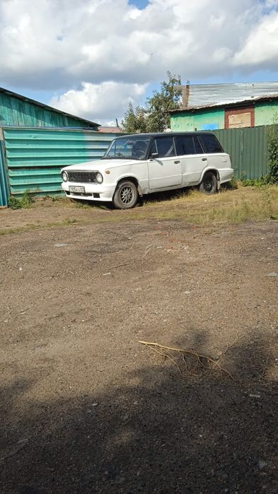 Ваз 2102 82 год меняю