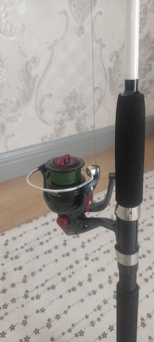 Spinik sotiladi yengi katushka zori qoyilgan.spinik 240 sm