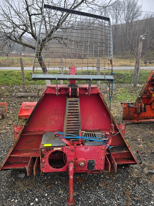 Troliu forestier in tiranti pentru tractor 60 cp HOLZNECK 6t 50m cablu