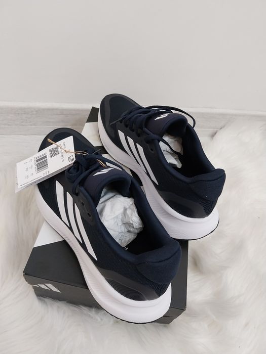 Адидас маратонки