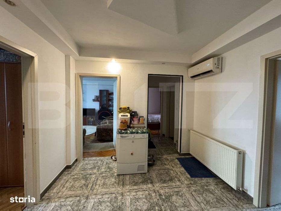 Apartament de vanzare, cu 3 camere decomandat, 61 mp, zona Progresul