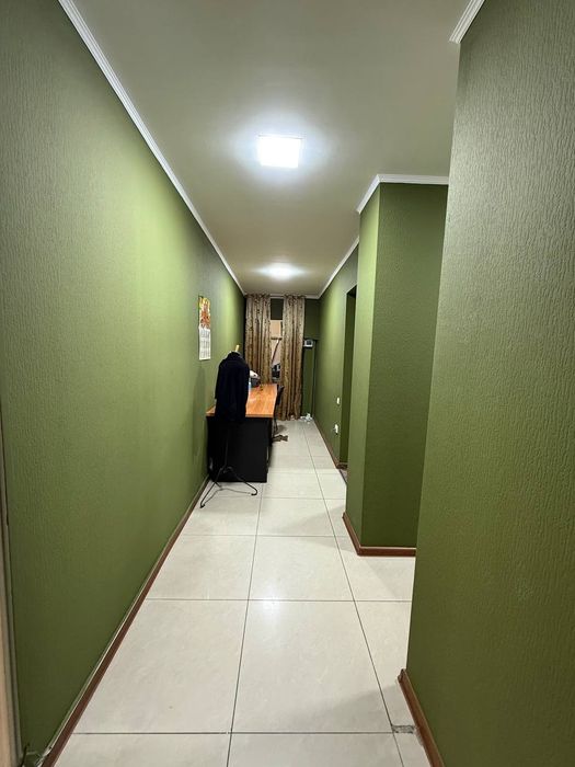 Улица Амира Темура! Продаётся готовый бизнес, дилер бренда SanPatrick