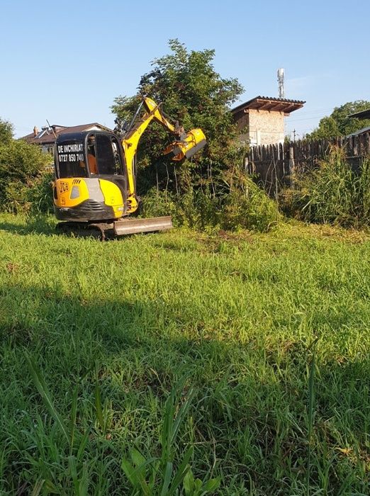 Închiriază Miniexcavatoare, Buldoexcavatoare și Utilaje Construcție