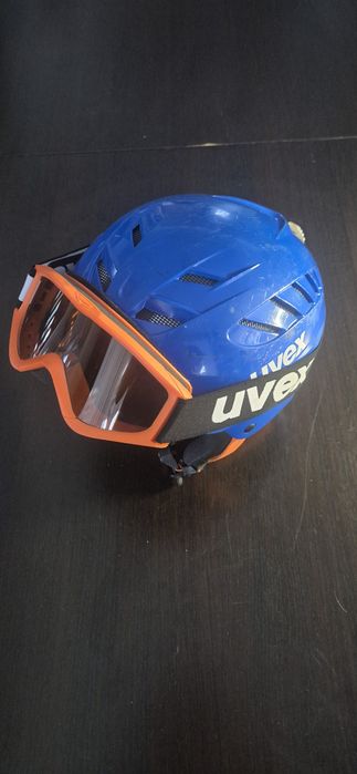 Uvex kid goggles/helmet