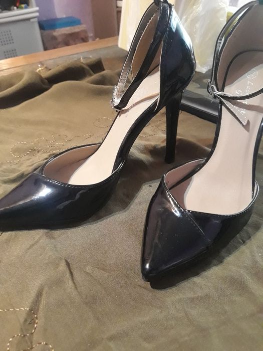 Pantofi Stileto