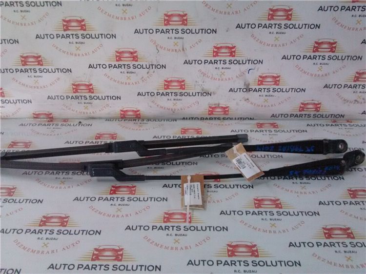 Stergator stanga skoda fabia 2 an fabr.2014