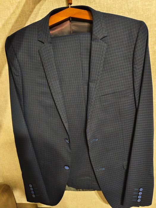 Продам костюм шалбар.