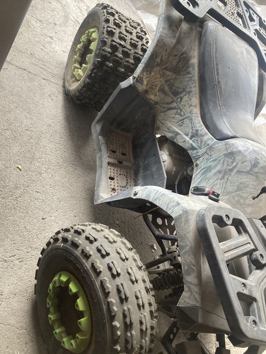 Продам квадроцикл гризли