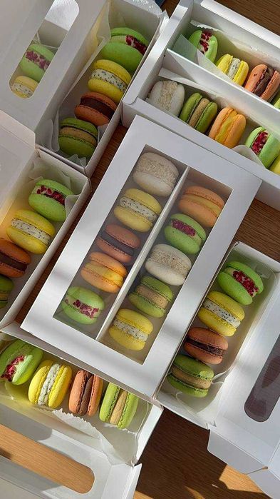 Torturi personalizate și macarons în Cluj, Florești