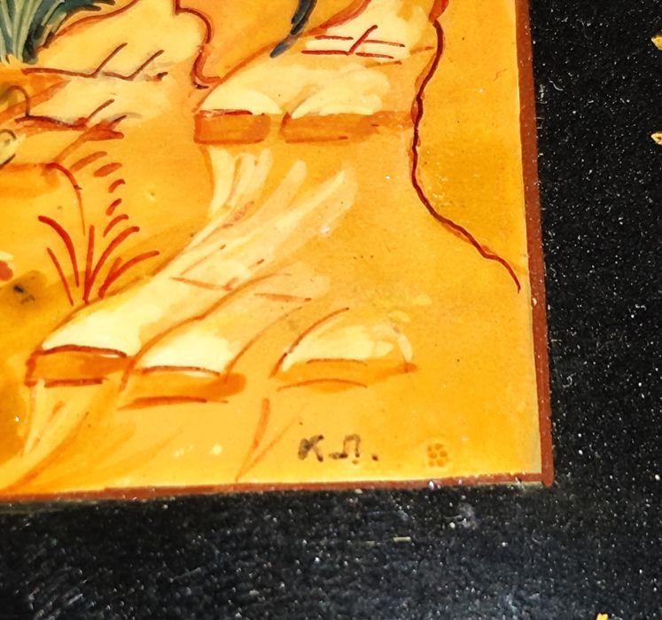 Антикварная шкатулка