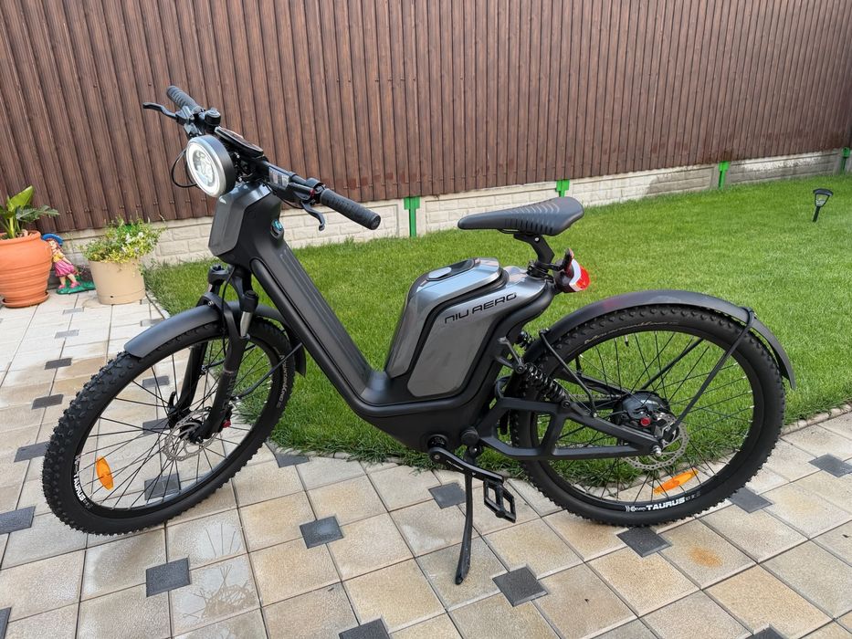 Bicicleta electrica Niu Aero 2026 Nou nouta