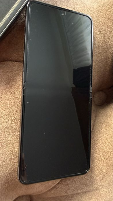 Samsung Z Flip 5