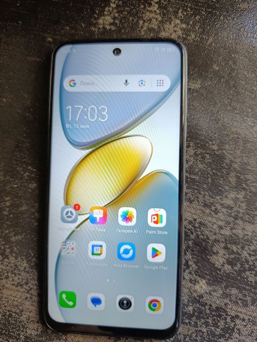 Продам телефон TECNO SPARK