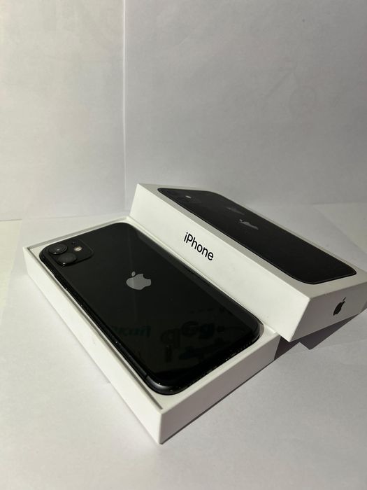 Срочно продаю Айфон 11 87%