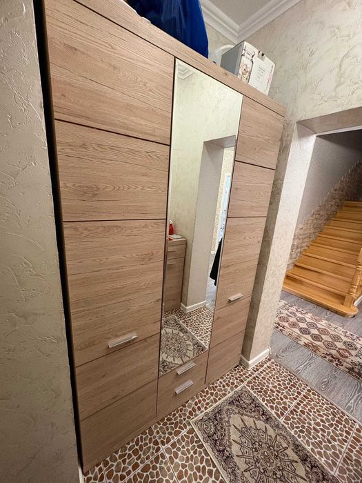 Продаем шифоньер дуб сонома