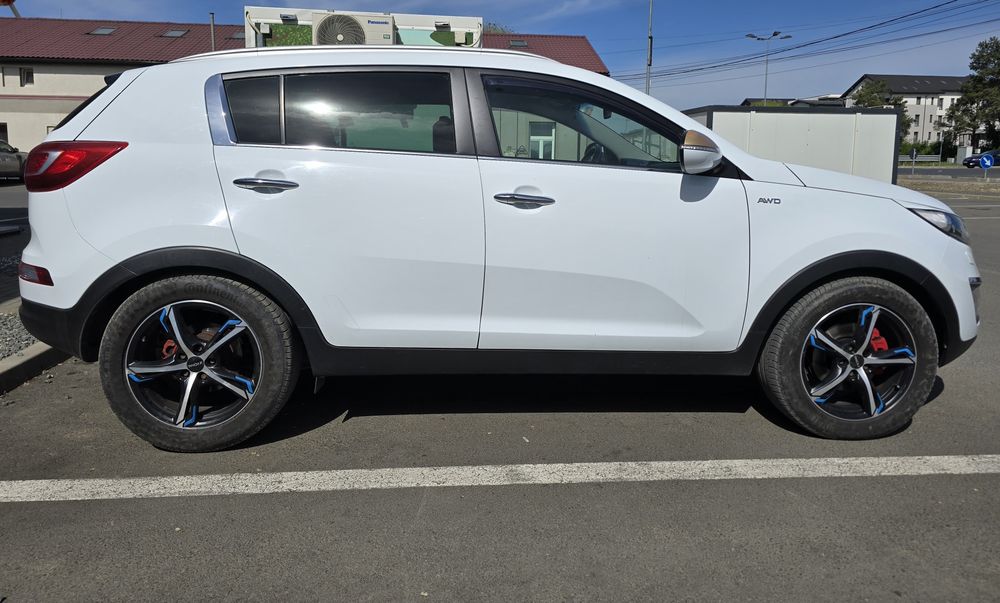 KIA Sportage 2012 — imagine 3