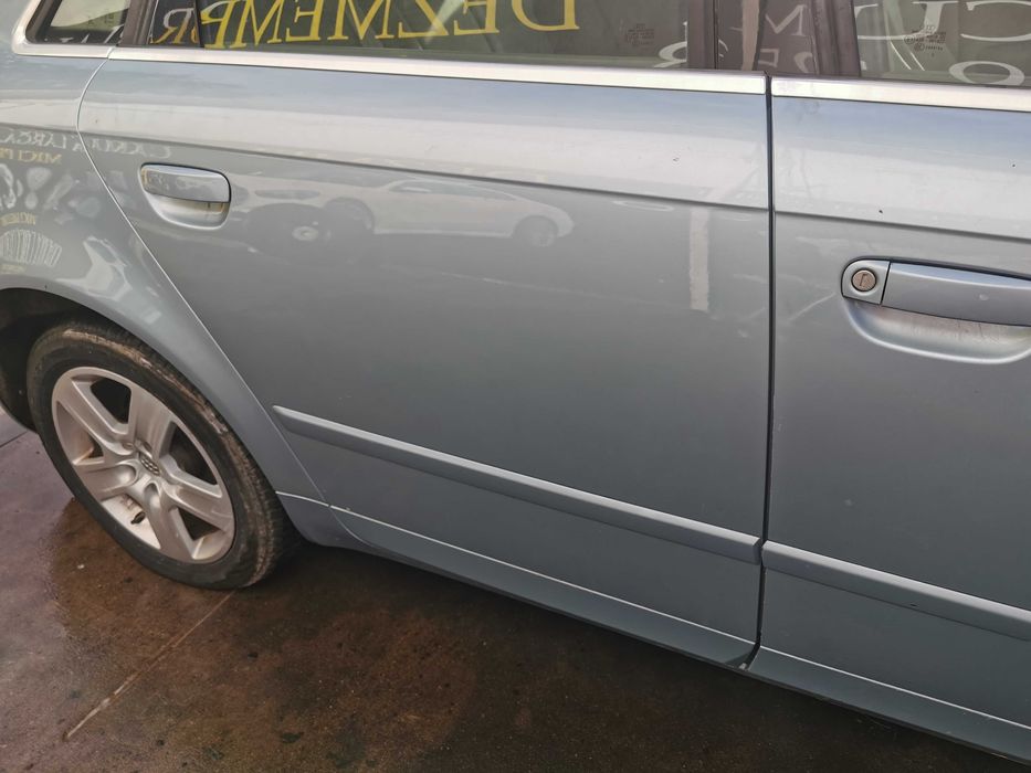 dezmembrez audi a4 b7/bara fata a4 b7/faruri xenon/stopuri a4 b7