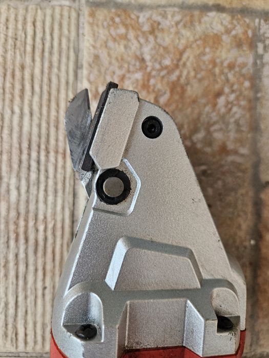 foarfeca electrica taiat tabla