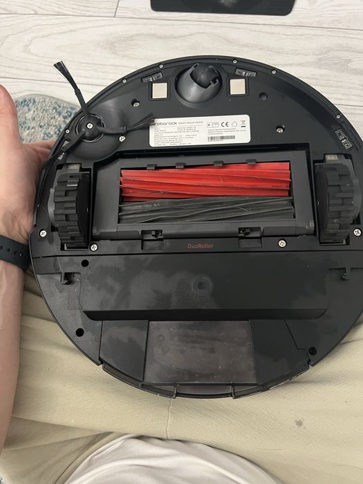 Aspirator robot Roborock, utilizat