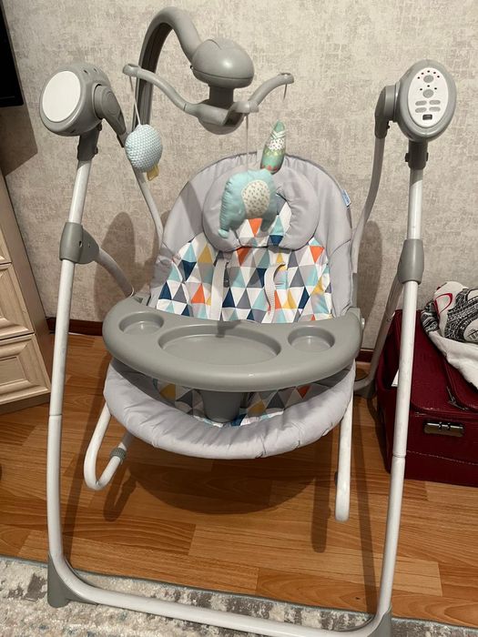 Качалка с музыкой