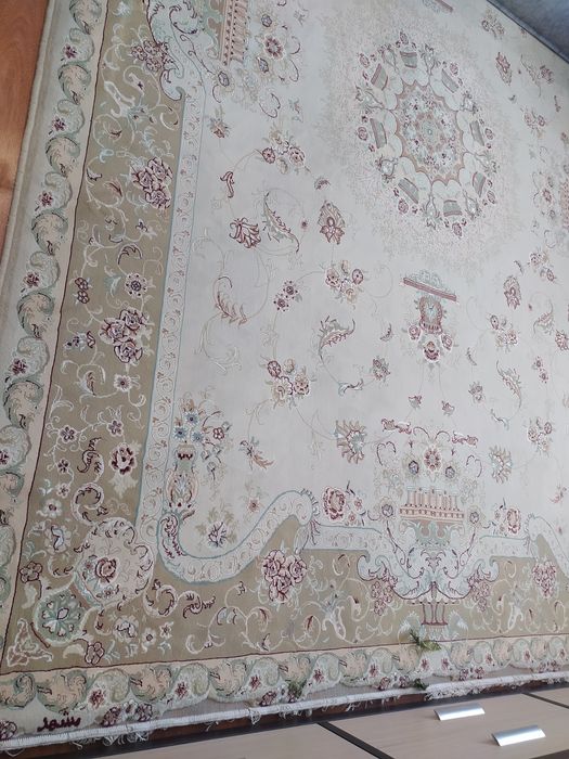 Продам ковры 2,5*3,5