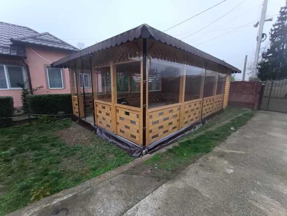 FOLIE terasa premium