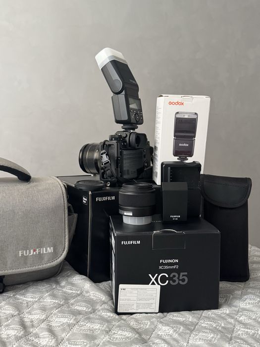 Продам полный комплект для съемки Fujifilm