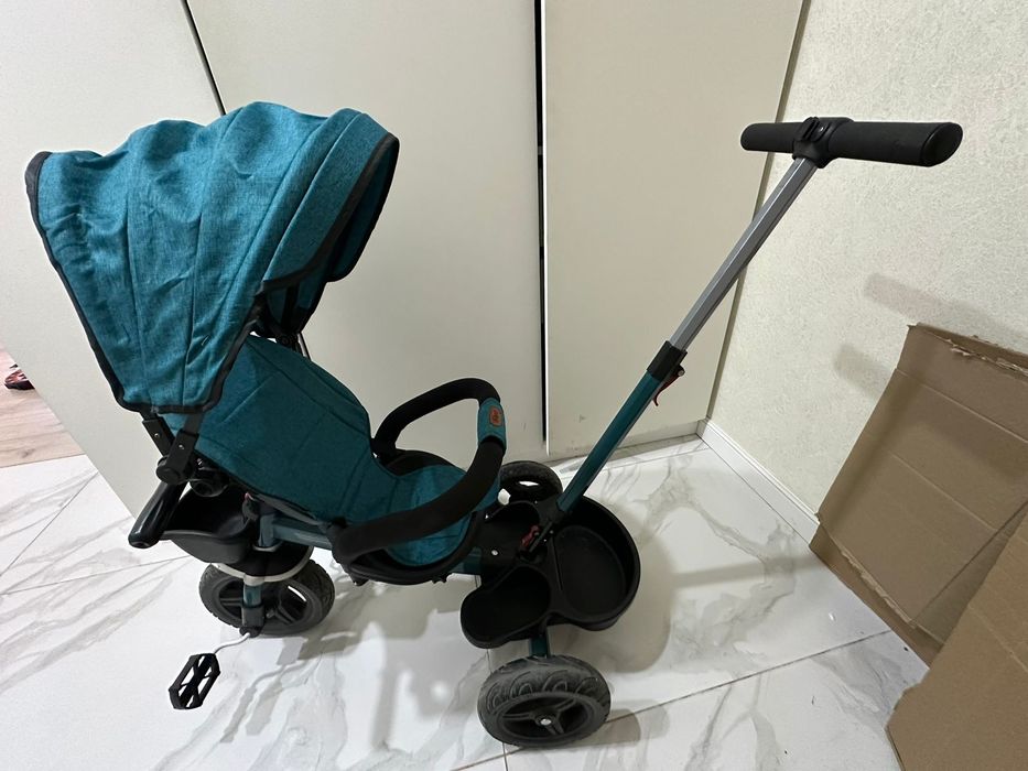 Трёхколёсный детский велосипед