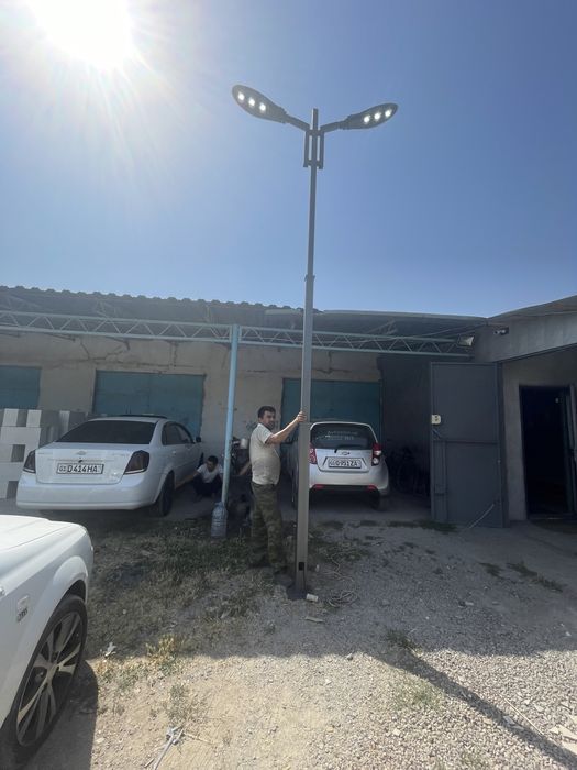 Столб фонарный для освещения улиц.