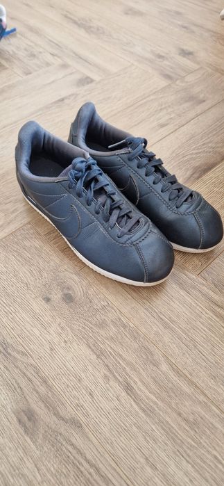 Продам кроссовки оригинал!