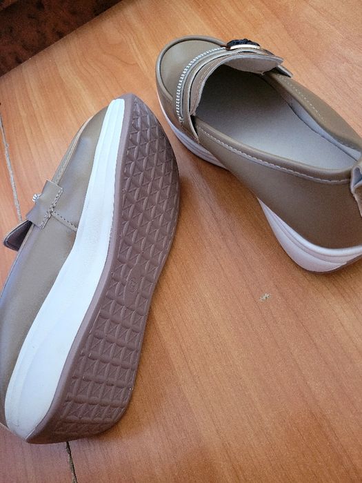 Женская обувь (лофер)