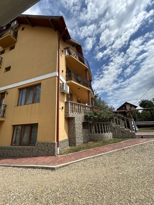 Pensiune Felix  15 camere