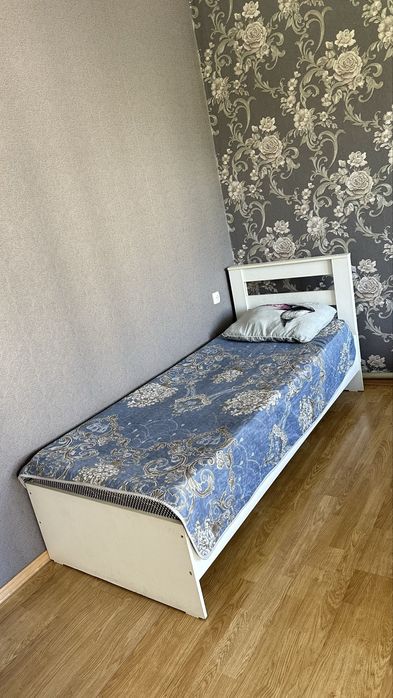 Продам кровать для спальни