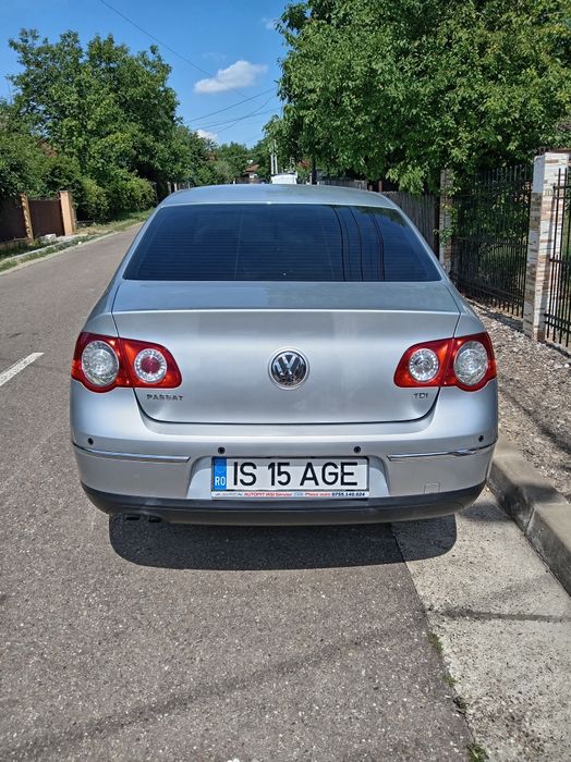 Vând Passat b6 1,9 tdi