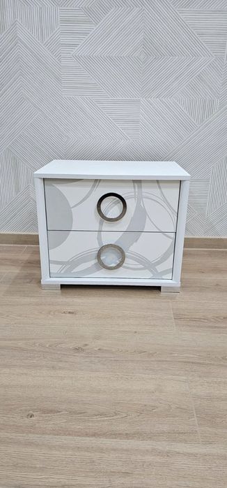 Продаются прикроватные тумбочки